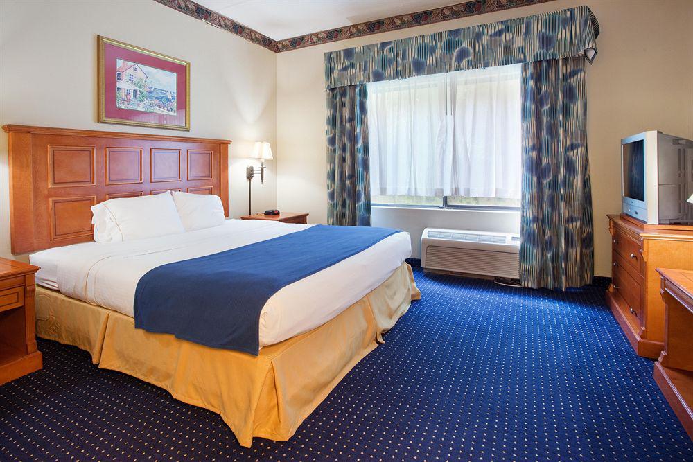 Savannah Gateway Hotel & Suites Georgetown Szoba fotó